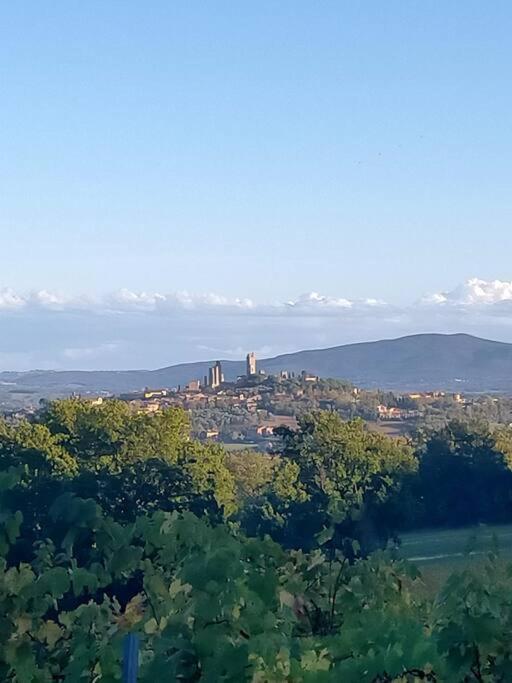 Cielo - Antica Casa Sulla Via Francigena Vila San Gimignano Exterior foto